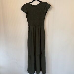 Chic Forest Green Maxi Dress